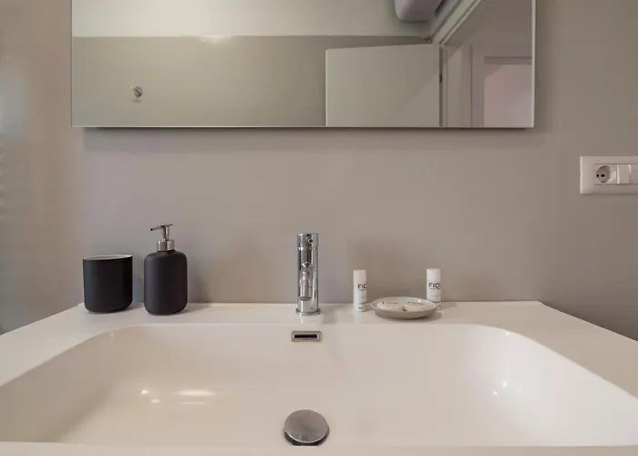 Xenia - Spacious Tworoom In Pt Venezia * Milan