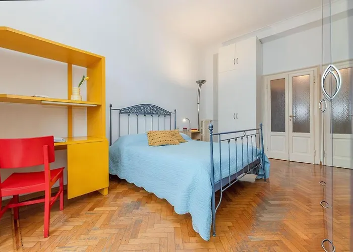 Mondrian Style House Milano
