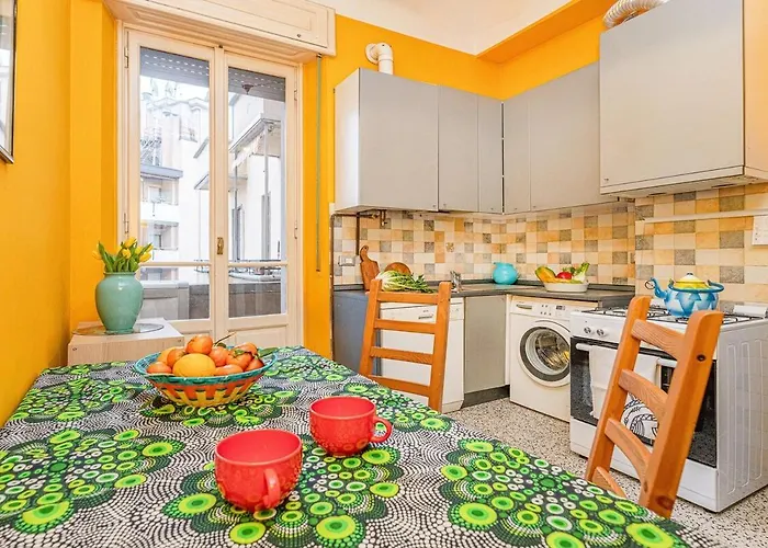 Mondrian Style House