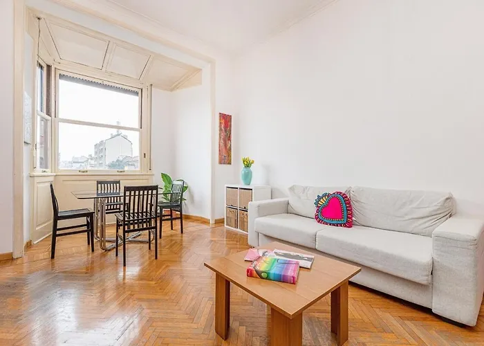 Mondrian Style House 公寓 *