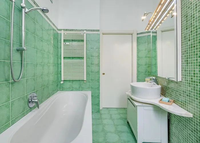 Mondrian Style House *