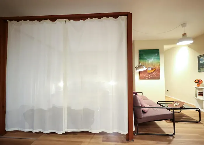 The Baldachin - Navigli Area