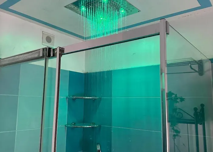 Spacious Three In Corso Vercelli, In The Center Апартаменты Милан