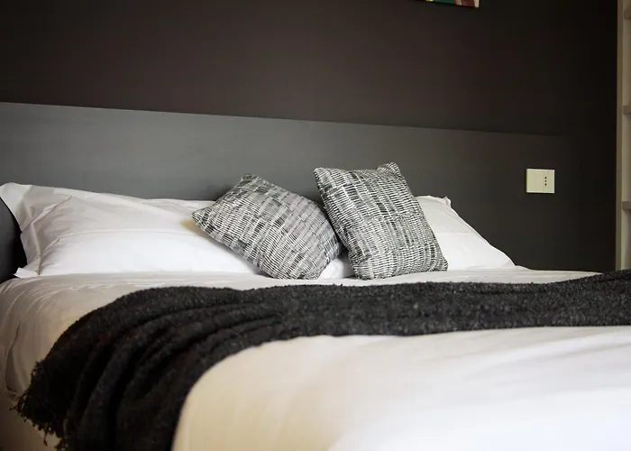 In Financial District 4 Pax *