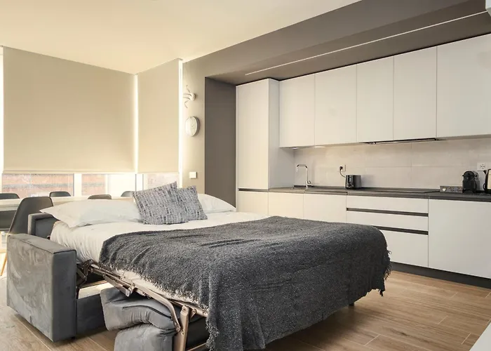 In Financial District 4 Pax 米兰