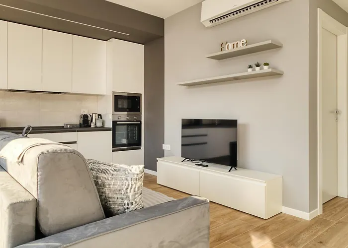 In Financial District 4 Pax