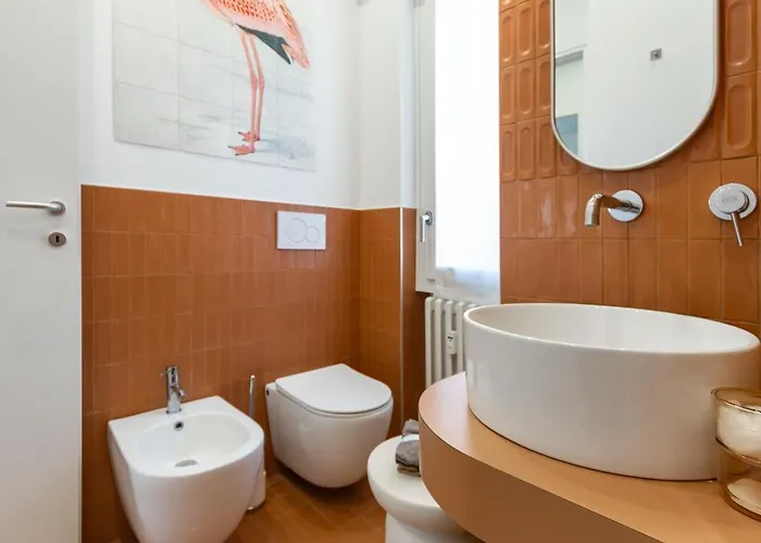 New Collection - With Terrace - Isola District Near Metro Милан