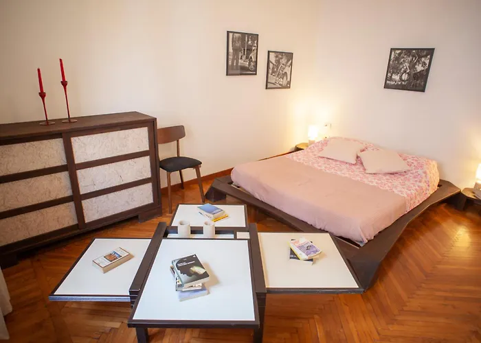 Bright And Comfy In A Beautiful Contemporary Appartamento