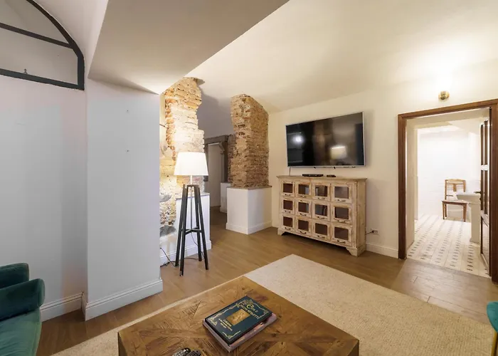 La Corte Di Stampa - *