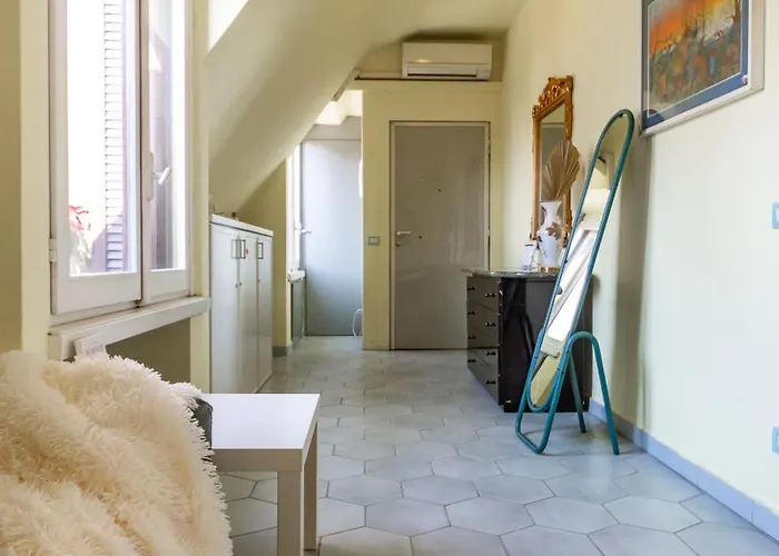 Apartmán Repubblica-stazione Big House Skyline View 4 Pax Check In H24 *