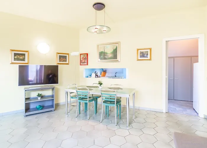 Repubblica-stazione Big House Skyline View 4 Pax Check In H24 Milán