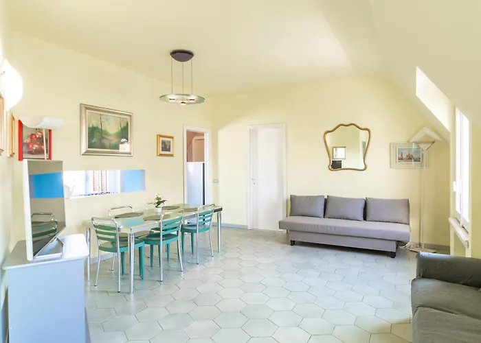 Repubblica-stazione Big House Skyline View 4 Pax Check In H24 דירה
