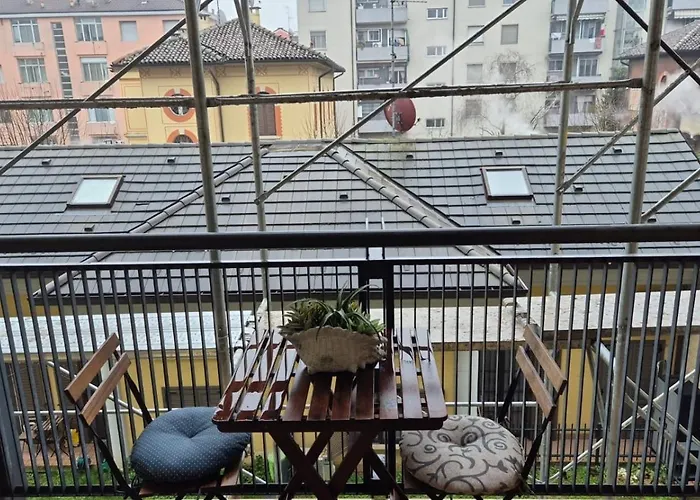 Rogoredo - 10 Min-linate Airport 100 M From The Metro *