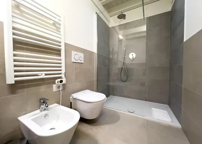 Bright With Terrace And Pool