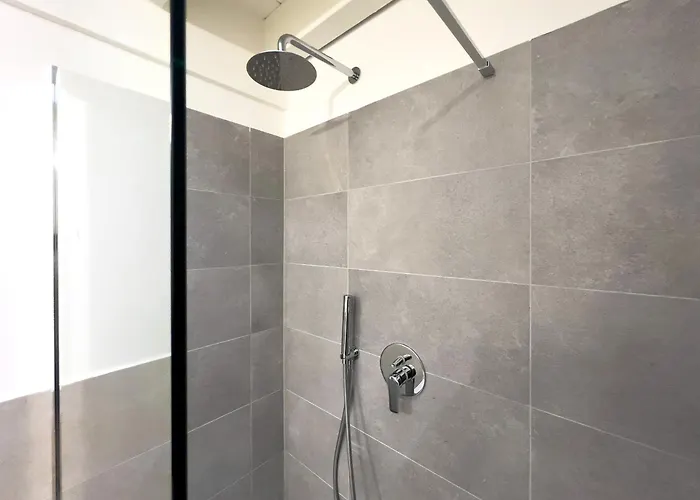 Bright With Terrace And Pool Apartmán *