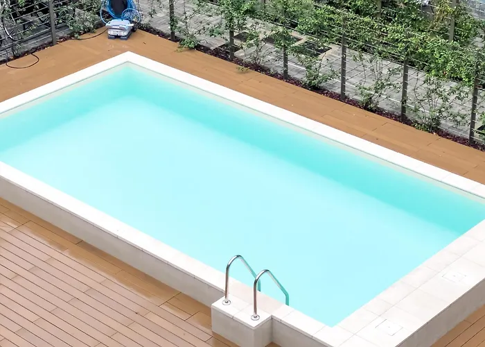 Apartament Bright With Terrace And Pool Mediolan