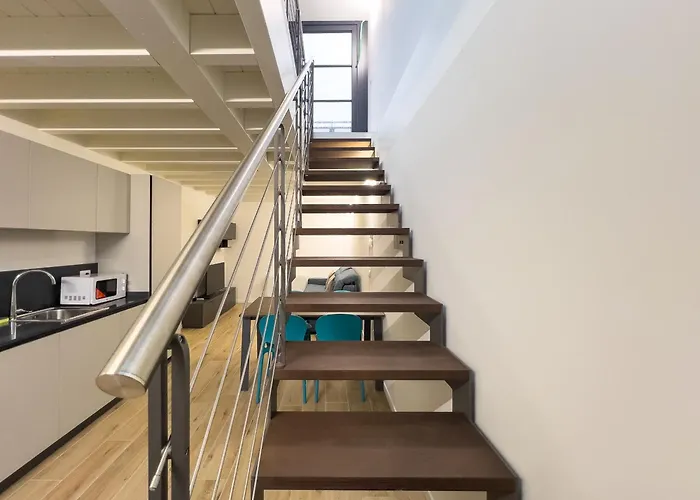 Bright With Terrace And Pool * Milán