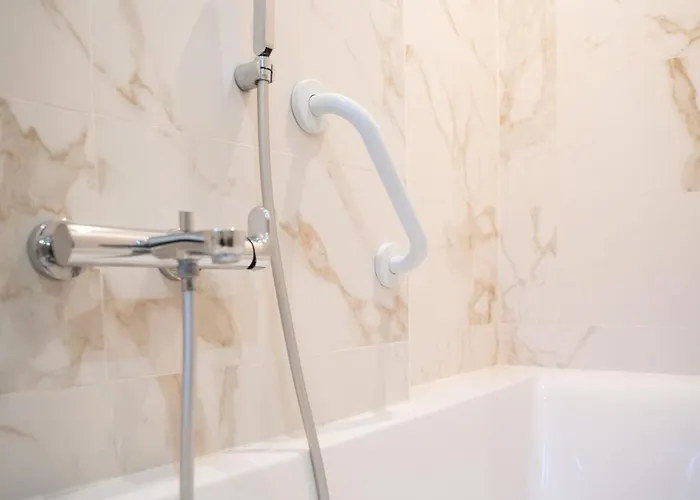 10 Min To Duomo New Chic Apt, 20 Min To Linate Apartmán *
