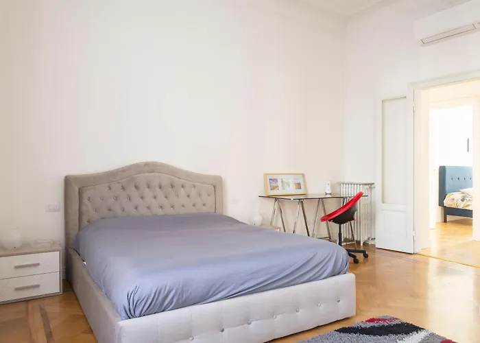 Navigli Harmony Flat, Beautiful & Bright Apartment, 3 Bdr Apartament
