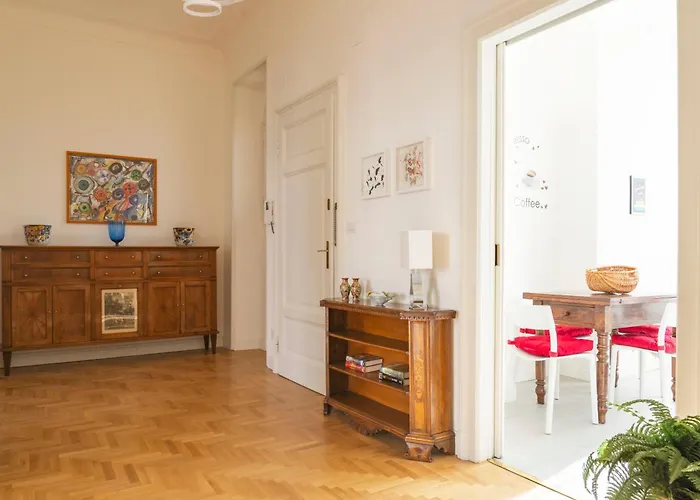 Navigli Harmony Flat, Beautiful & Bright Apartment, 3 Bdr *