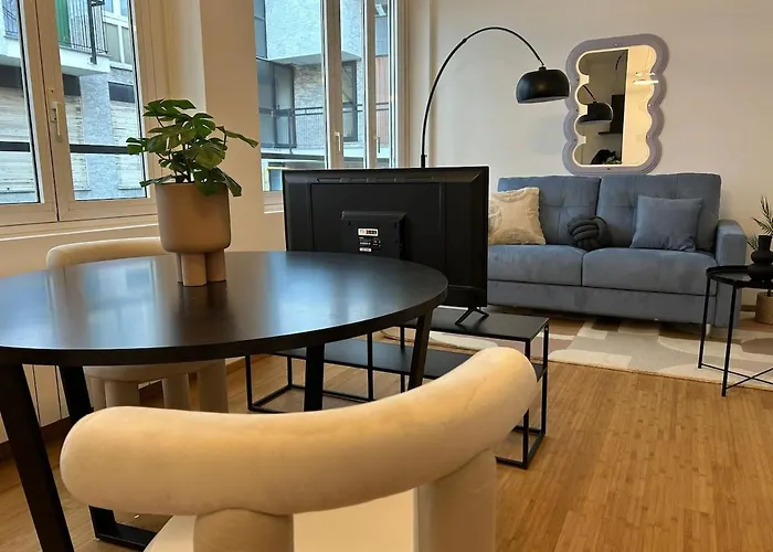 Eleganza Milanese Near Duomo & Metro * ميلان