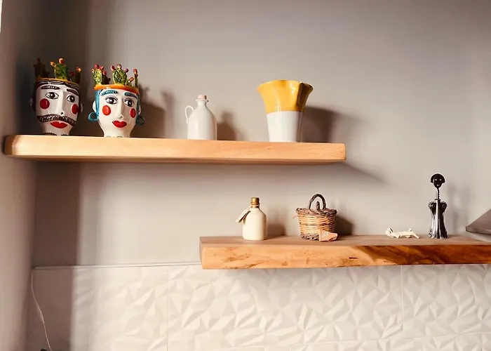 아파트 Cozy Renovated Comfort In Isola *