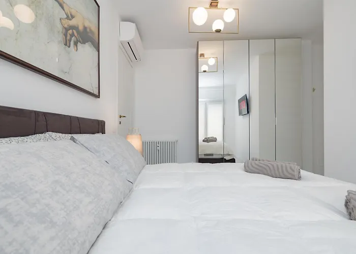 4co4 - Duomo - Luxurious - Large - * Milan