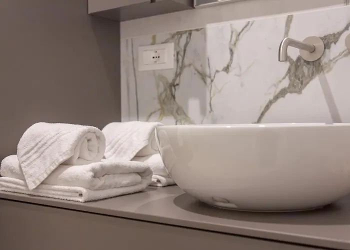 Charming & Bright Near Milan's Fashion District Apartmanhotel