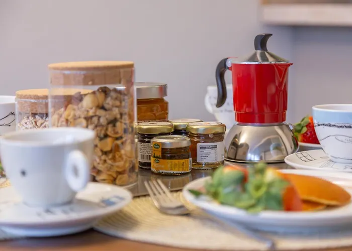 Charming & Bright Near Milan's Fashion District Apartmanhotel Milánó