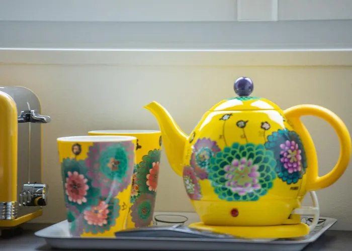 Charming & Bright Near Milan's Fashion District Apartmanhotel