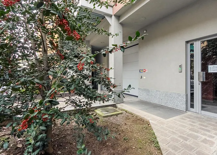 Rentopolis - Palazzo Candiani * Milan