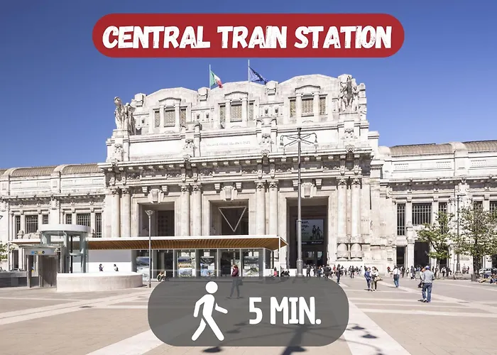 5' From Station, Elegance And Class Apartment