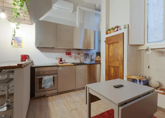 شقة Isola - Ugo Bassi - Ampio Bilocale Moderno ميلان