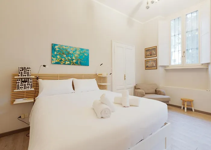 Isola - Ugo Bassi - Ampio Bilocale Moderno * ميلان