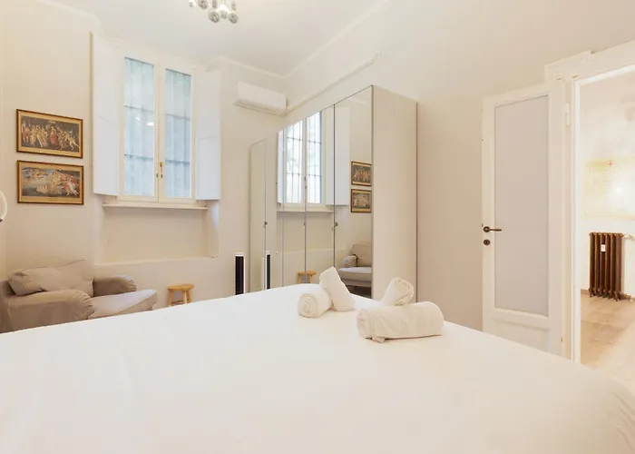 Isola - Ugo Bassi - Ampio Bilocale Moderno *