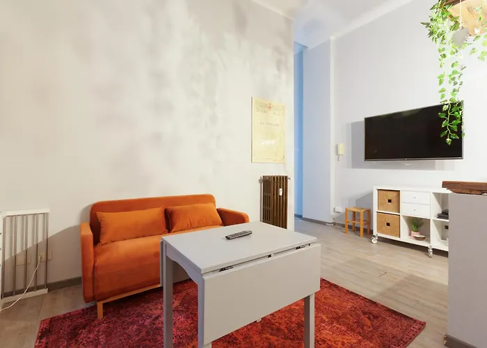 Isola - Ugo Bassi - Ampio Bilocale Moderno ميلان