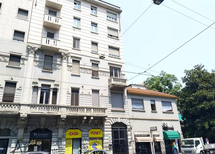 Appartement Beautiful And Spacious Two-room Milan