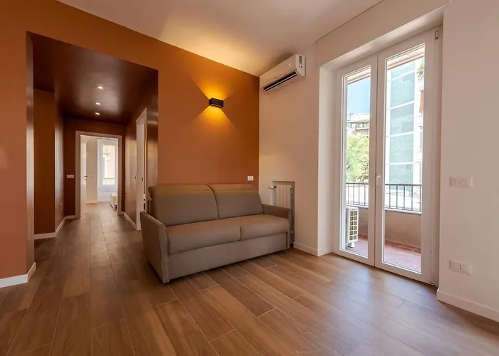 Costanza Luxury ミラノ