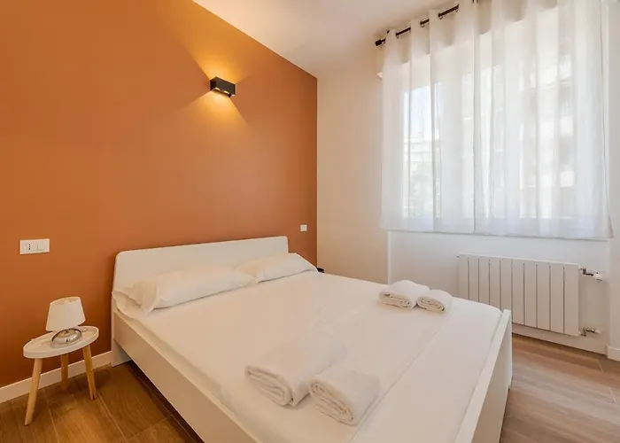 Costanza Luxury * ミラノ