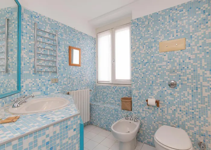 Xenia - Lovely In Corso Genova 10 Min From Duomo *