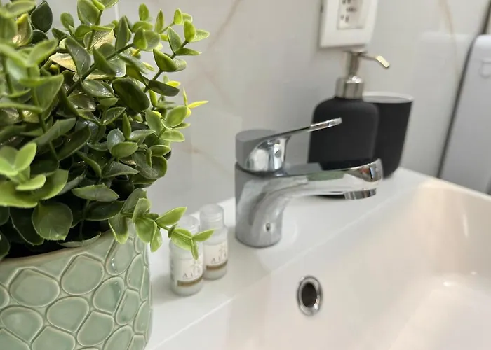 Rosa House Lägenhet *