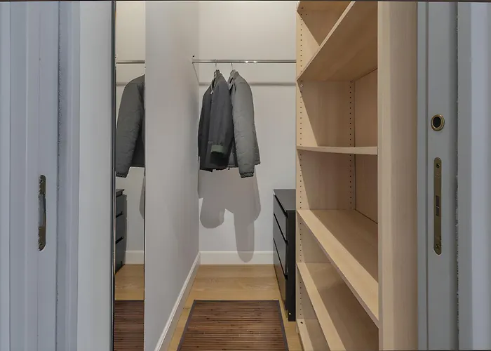 Luxury Design - 10 Minutes From Duomo Apartment Mailand