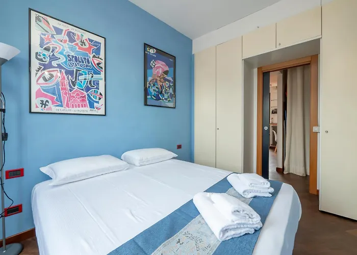 Xenia - Two-room With Terrace In Fondazione Prada *