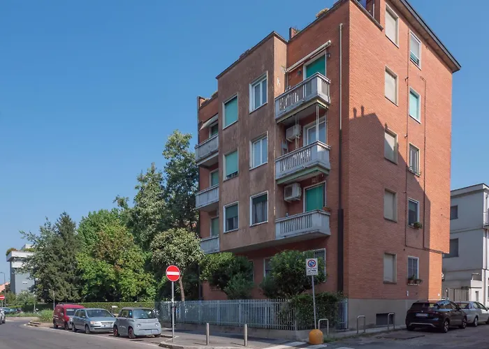 Xenia - Two-room With Terrace In Fondazione Prada