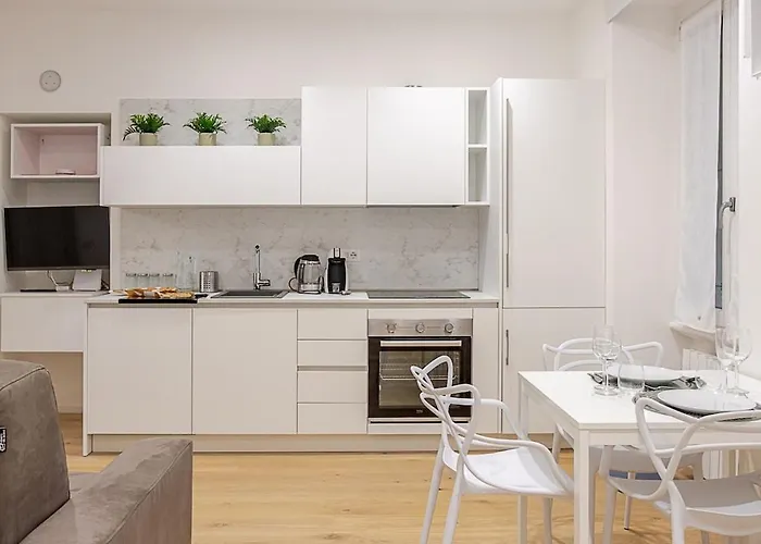 Art-filled In Centro