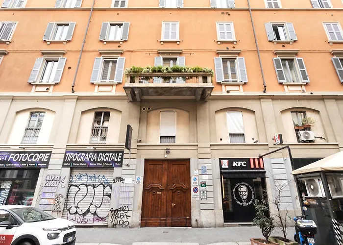 Cosy And Bright Flat In The Heart Of Porta Venezia *