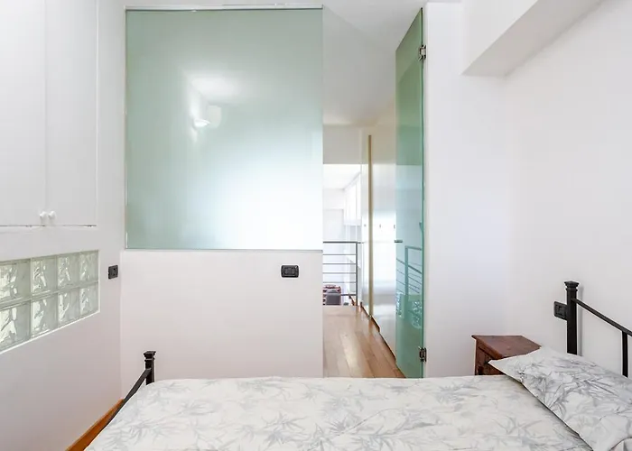 Cozy Loft In The Heart Of Isola District Apartamento *