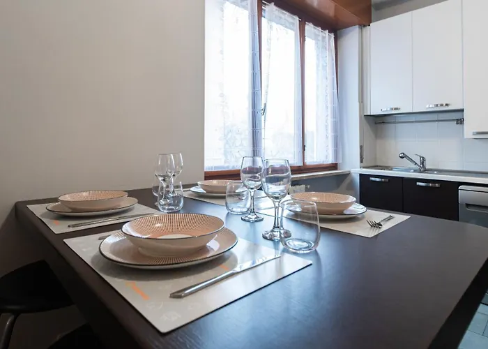 Italianway Easy - Tartini 25 아파트 밀라노