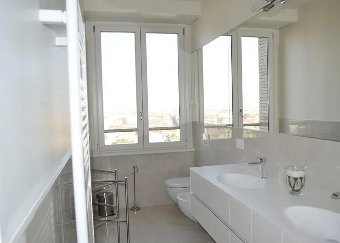 Daire Mascagni Exclusive *