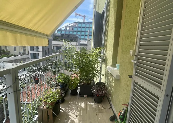 Daire Isola - Bright 2-room With Balcony